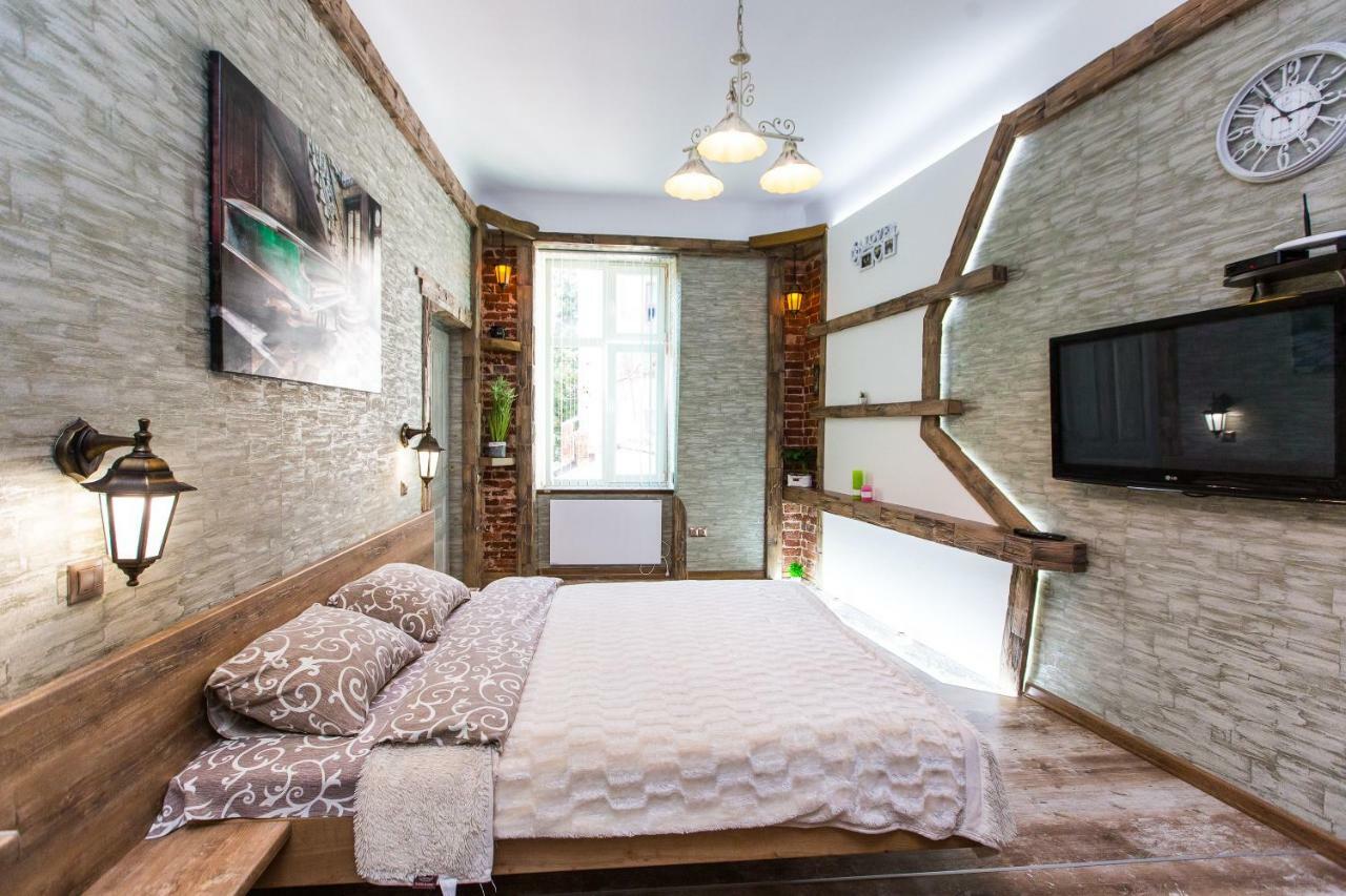 Apartment On Tuhan-Baranovskoho,4 利沃夫 外观 照片